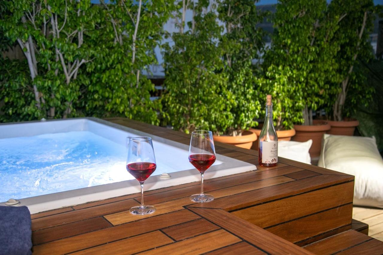 Beautiful Penthouse In Athens With Outside Jacuzzi 아파트 외부 사진
