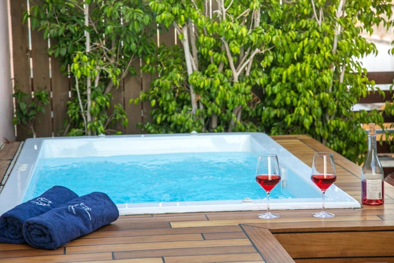 Beautiful Penthouse In Athens With Outside Jacuzzi 아파트 외부 사진